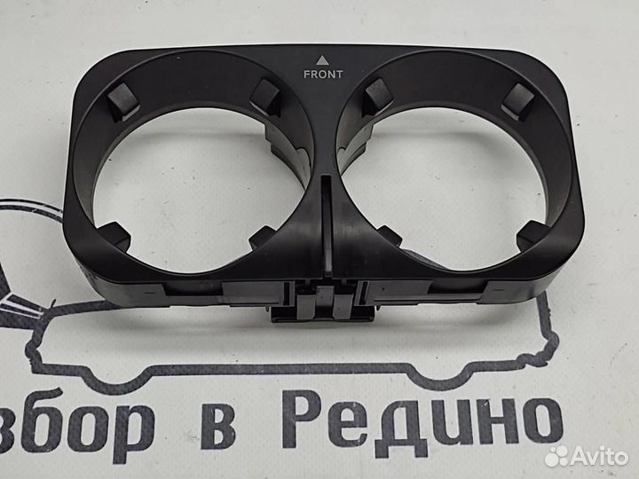 Подстаканник w221 S-class 642.930 05.2007