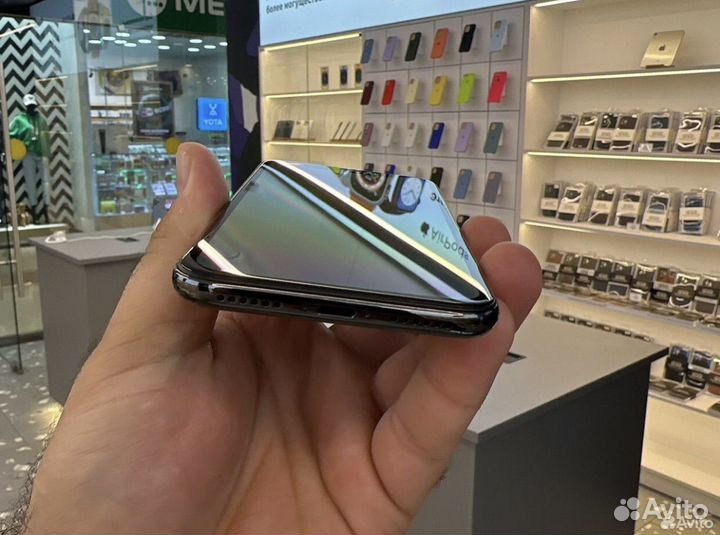 iPhone X, 256 ГБ