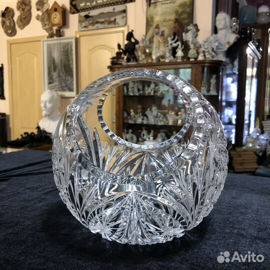 Ваза шар корзинка