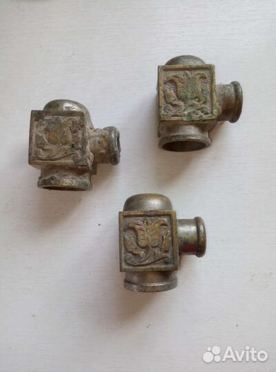 Бронзовая деталь от кровати