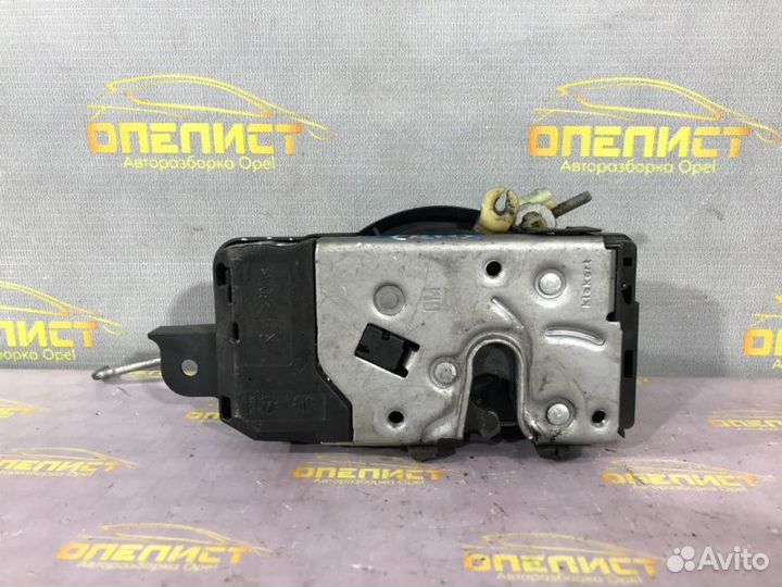 Замок двери передний правый Opel Astra H