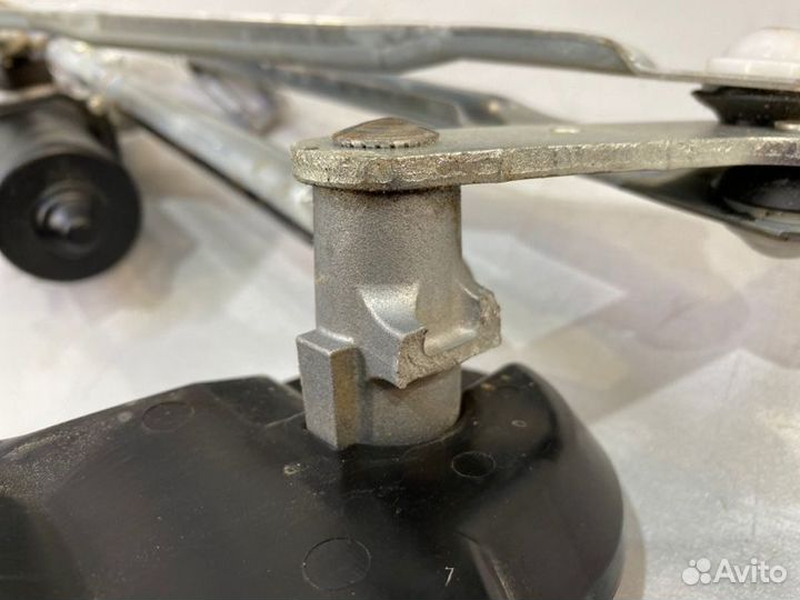 Трапеция стеклоочистителя Mitsubishi Outlander