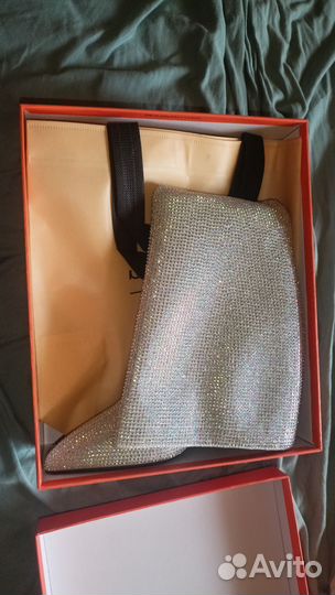 Сапоги в стразах