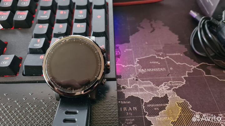 Умные часы Amazfit Stratos