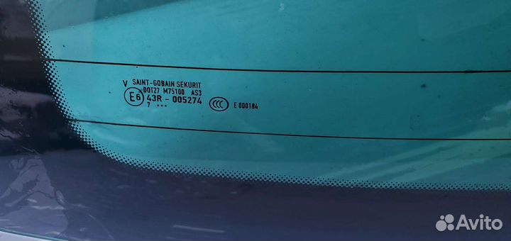 Стекло крышки багажника VW Touareg GP 2004-2010г