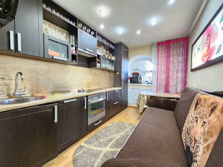 3-к. квартира, 64 м², 1/2 эт.