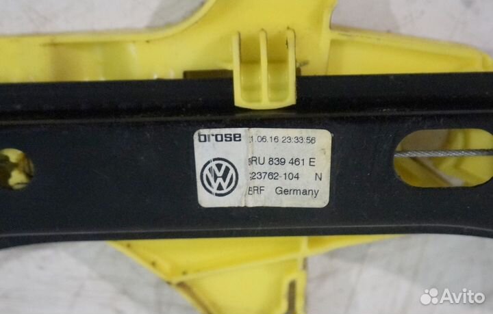 Стеклоподъемник зад левый 5RU839461E VW Polo