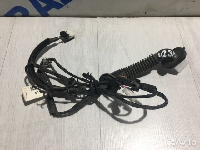 Проводка задней двери hyundai solaris 1 1.4 мт сед