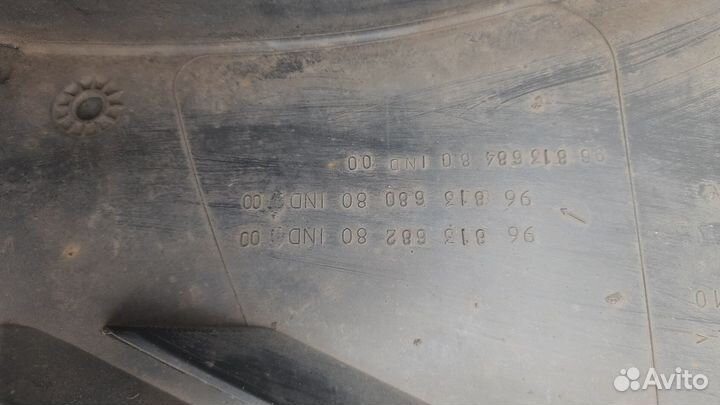 Защита арок (подкрылок) правая передняя Peugeot 307, 2006