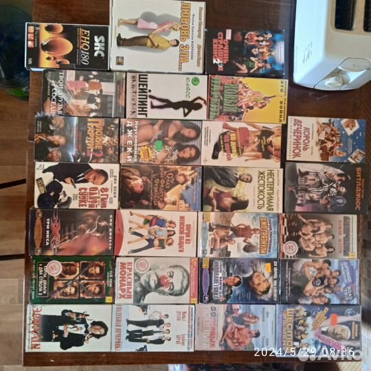 Видеокассеты с фильмами