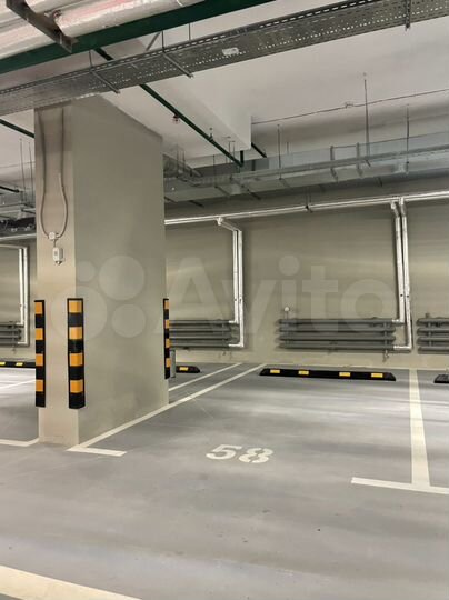 Машиноместо, 14 м²