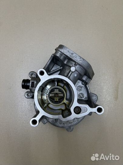 Вакуумный насос Skoda Octavia A7