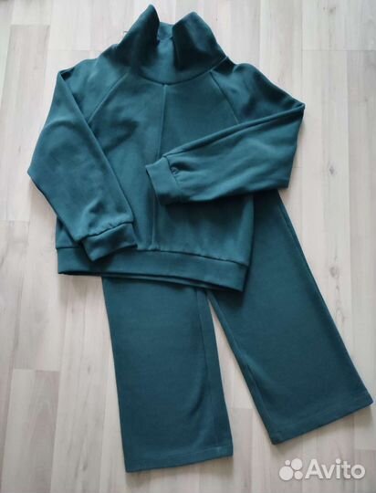 Костюмчик на девочку