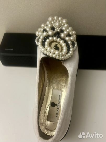 Лоферы женские