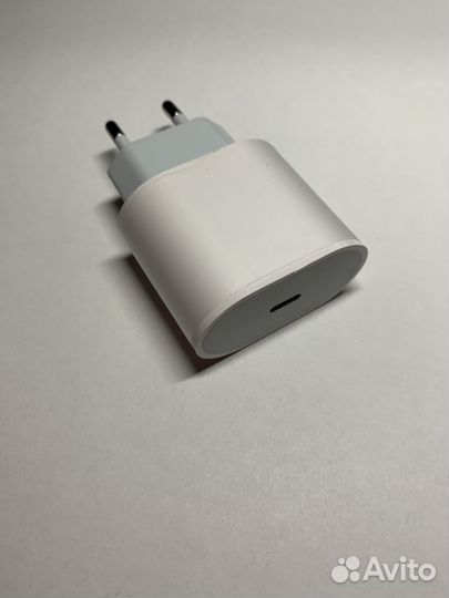 Оригинальный зарядный блок iPhone 20w