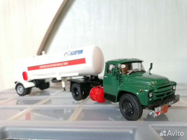 Модель грузовика ЗИЛ-130 с цистерной газовоз
