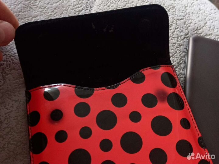 Красивый чехол для планшета