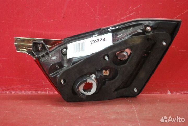 Фонарь внутренний задний левый Toyota Camry Xv50