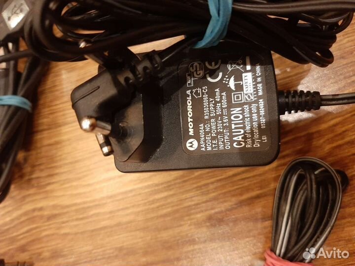 Блоки питания для телефонов и пр