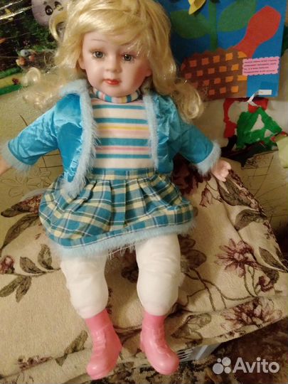 Кукла большая