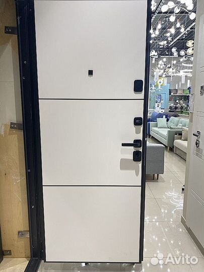 Дверь входная