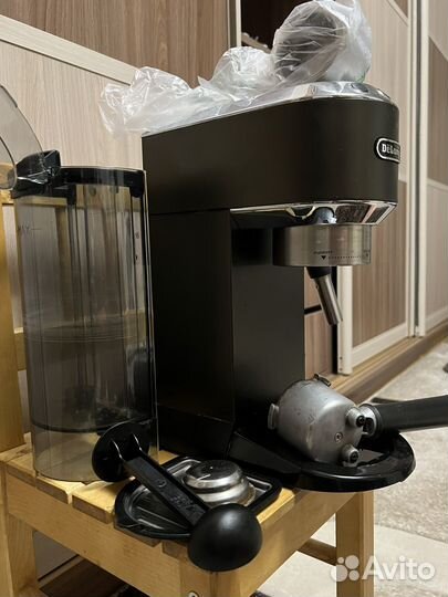 Кофемашина delonghi рожковая