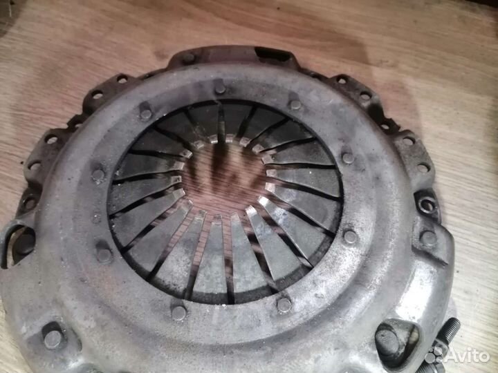 Комплект сцепления VW Passat B3 1.6, 1.8