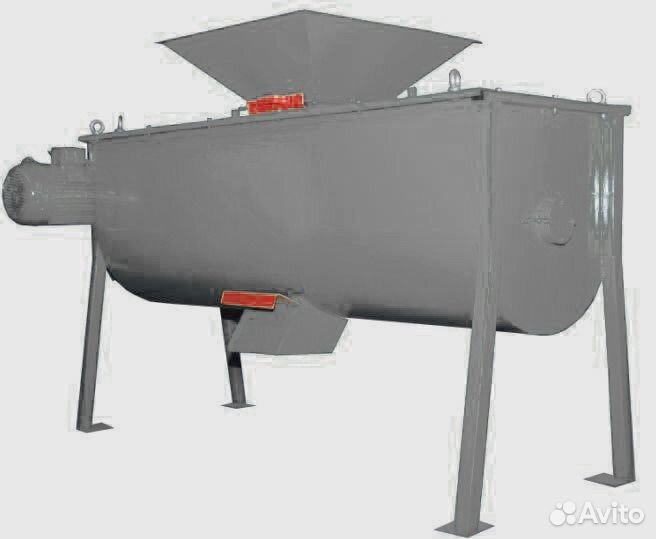 Смеситель кормов горизонтальный