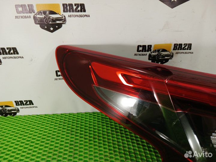 Фонарь задний наружный левый L Nissan Qashqai