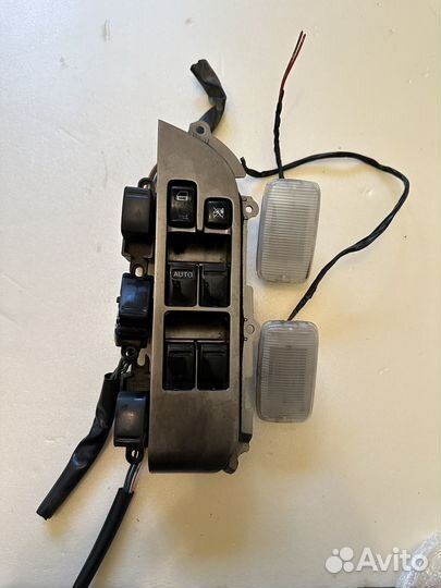 Салон Nissan X-Trail T30