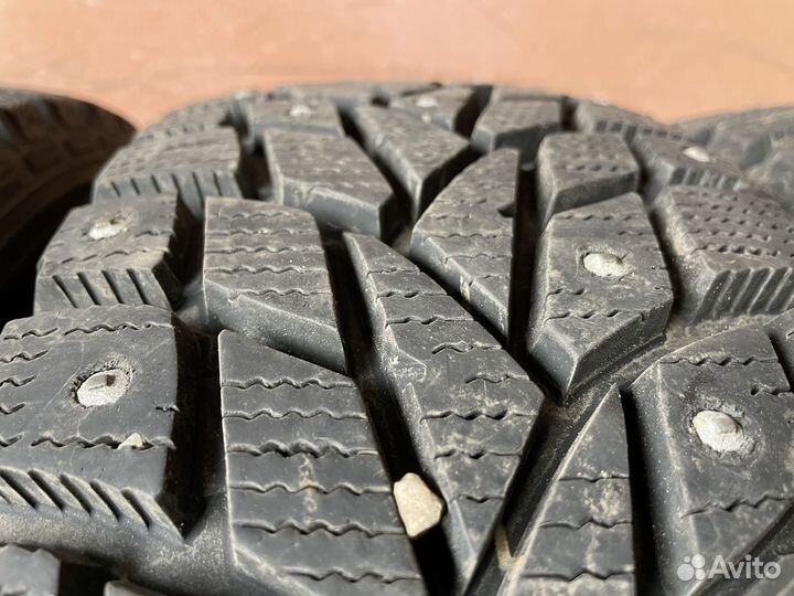 Dunlop SP Winter Ice 02 175/70 R14