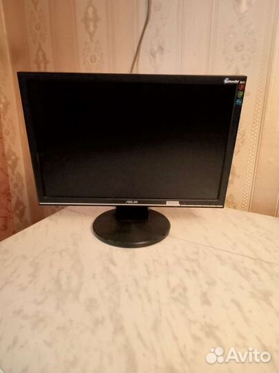 Монитор Asus, клавиатуры, колонки