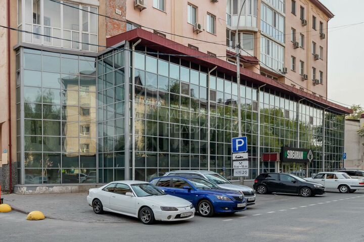Продам помещение свободного назначения, 2751.8 м²