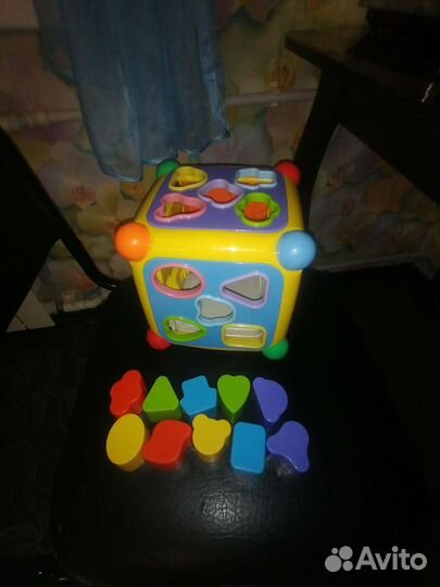 Развивающийся кубик жирафик