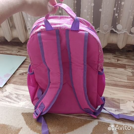 Рюкзак школьный