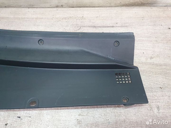 Решетка под лобовое стекло Mazda Tribute I (2000—2