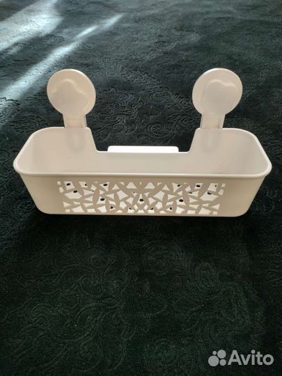 Полочка настенная с фиксаторами на присосках