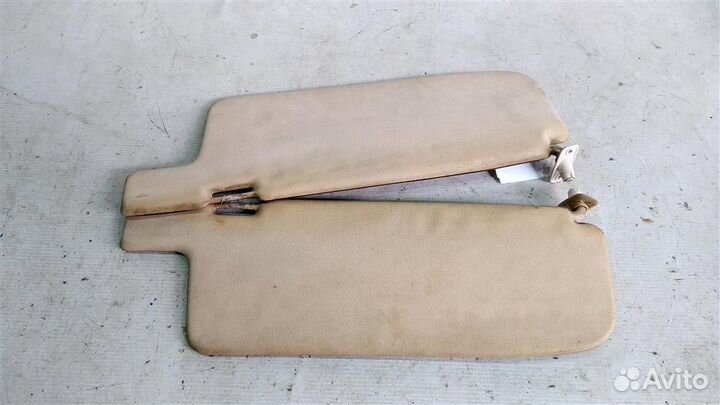 Козырек солнцезащитный (внутринний) км-т Audi 80