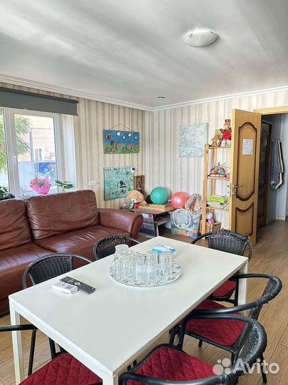 Семейная сауна с бассейном у озера