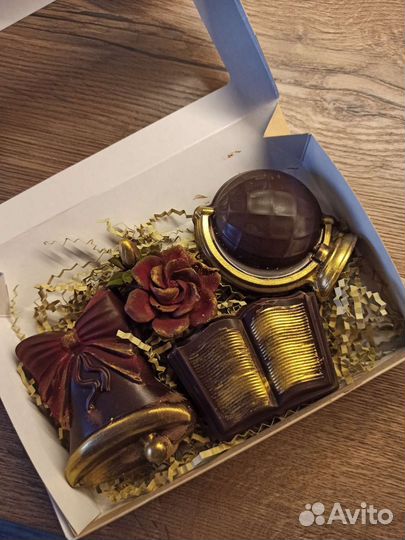 Шоколадные наборы на последний звонок