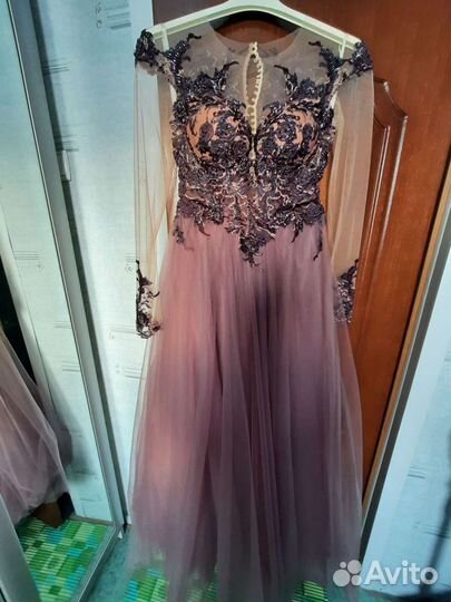 Выпускное платье 42-44