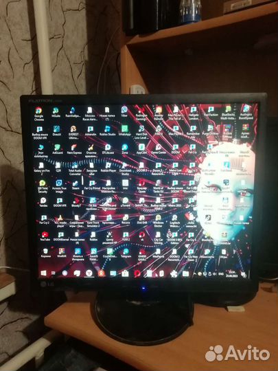 ЖК монитор LG flatron