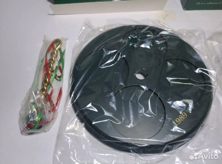 Новогодняя карусель с лошадкой Hallmark