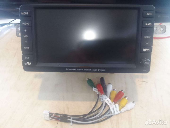 Автомагнитола от Паджеро 4