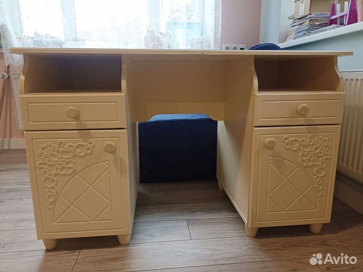 Письменный стол Соня Премиум