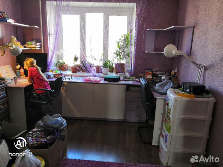 Школьная парта, шведская стенка
