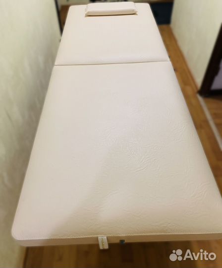 Кушетка косметологическая