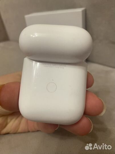 Apple airpods 2