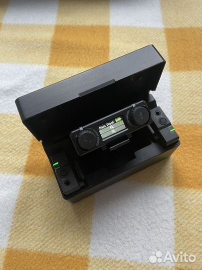 Радиопетлички Hollyland Lark 150