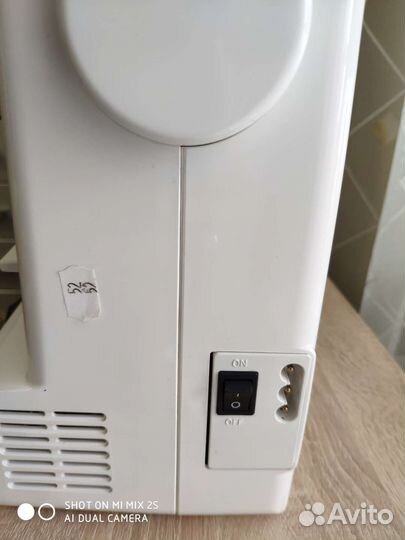 Швейная машина Janome бу